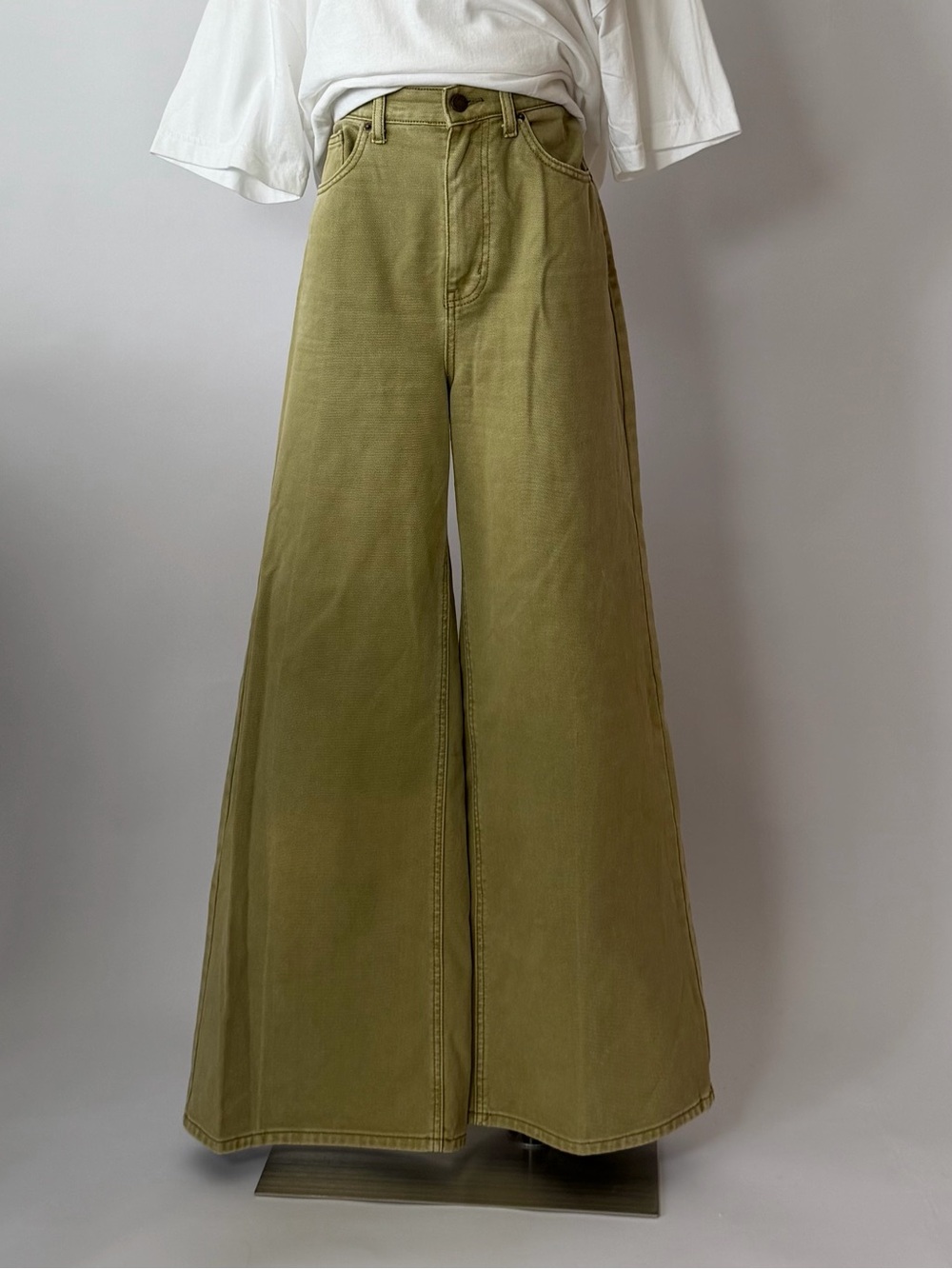 BDG Jeans Women’s 29 Green Low A-Wide Leg Urban Outfitters Long Skater. - Picture 3 of 14